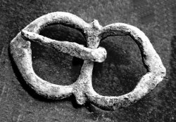 Late Medieval Buckle / 1.5 cm