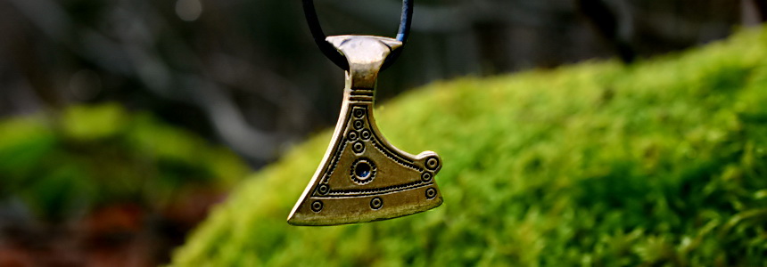 Perun-axt-Amulet