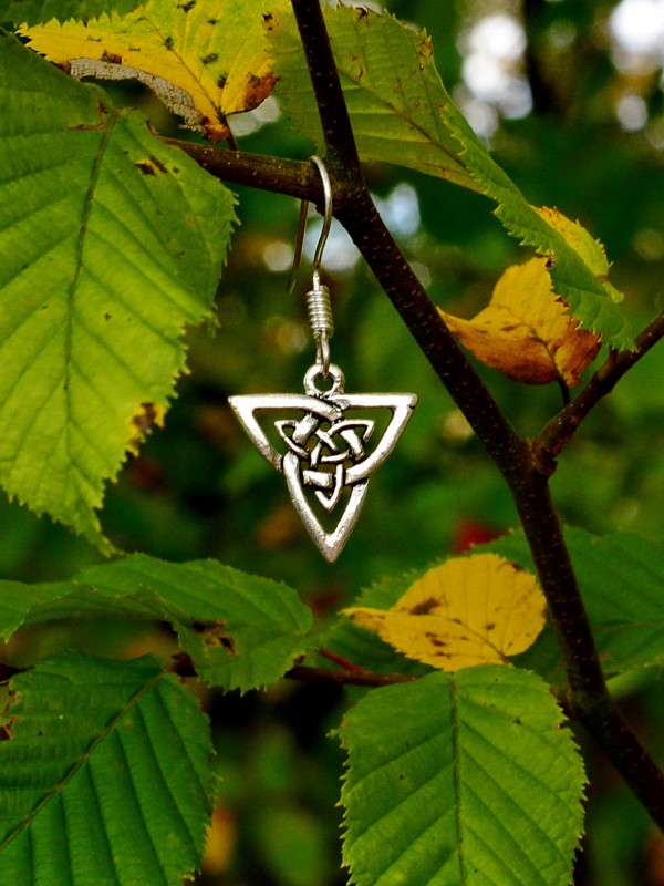 Earring Celtic Triangle