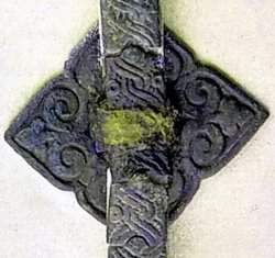 Original Viking pouch closure