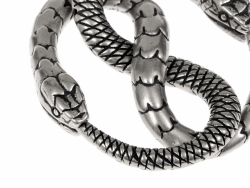 Double Ouroboros pendant - detail