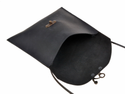 Medieval shoulder bag - opened 