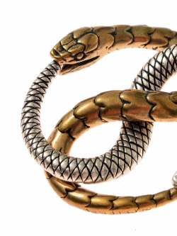 Ouroboros-Anhnger - Detail