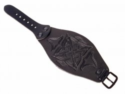 Celtic leather bracelet - black