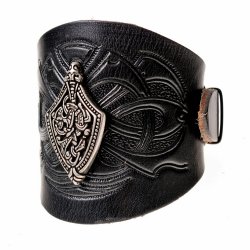 Viking wristband with fitting
