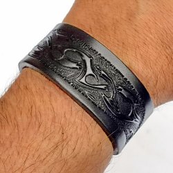 Leather Wristband in 3 cm - Tribal