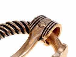 Baltic ring brooch - detail