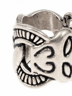 Viking beard bead - detail