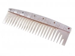 Viking bone comb - detail