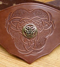 Bodice belt - celtic knot