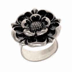 Tudor rose finger ring - silver plated