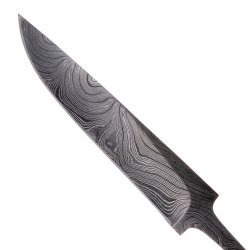 Medieval style damascus blade