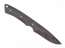 Full tang damascus blade 