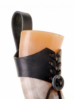 Drinking horn holder in use