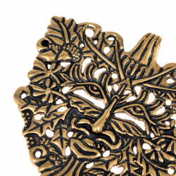 Green Man pendant - detail