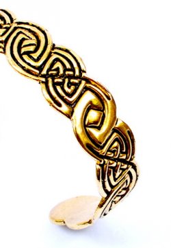 Celtic bracelet - detail