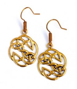 Earrings with celtic knot
