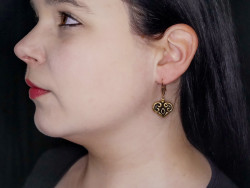 Magyar Viking earrings in use