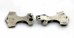 Thor's Hammer clasp - back side