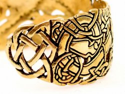 Celtic Bangle - bronze