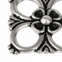 Medieval earring - detail
