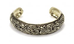 Iro-celtic medieval Bangle