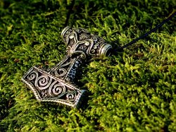 Viking Mjolnir in nature