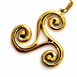 Earring with Triskel - bronze