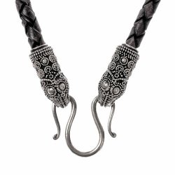 Viking chain with raven ends