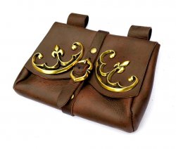 Medieval girdle purse - detail
