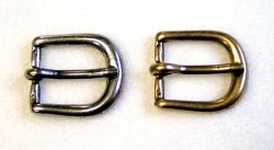 silber- und messingfarben