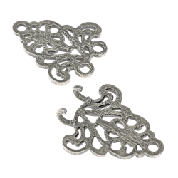 Fastening hook - opened