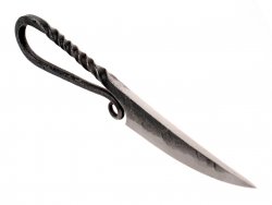 Iron Age knife - blade back