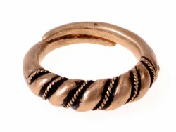 Wikingerzeitlicher Ring - Bronze