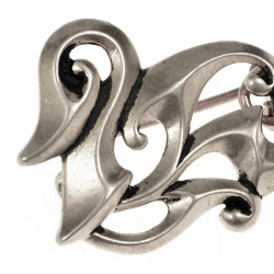 Roman duck brooch - detail