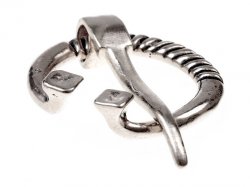 Baltic ring brooch - silver plated