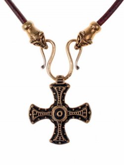 Halskette mit Cuthbert-Kreuz