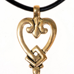 Heart-shaped Viking key - detail