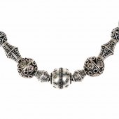 Wikingerkette mit Metall-Perlen