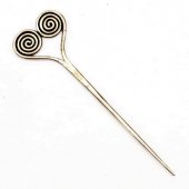 Celtic garment pin