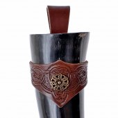 Embossed horn holder - brown