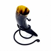 Spiral drinking horn stand