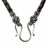 Viking chain with wolf head ends